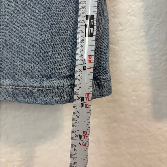 Risen High Rise Distressed Straight Leg Denim Blue Jeans Size 15 Waist 32 - Picture 2 of 7